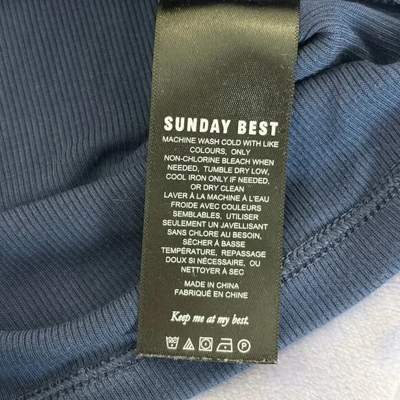 Aritzia Sunday Best Lula Top Shortsleeve in Admiral (Navy) - Picture 6 of 7